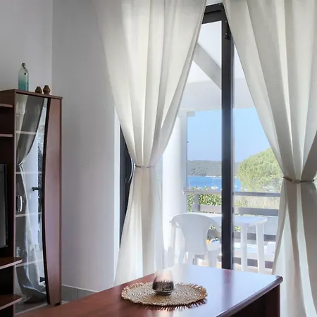 Eliana Apartment *