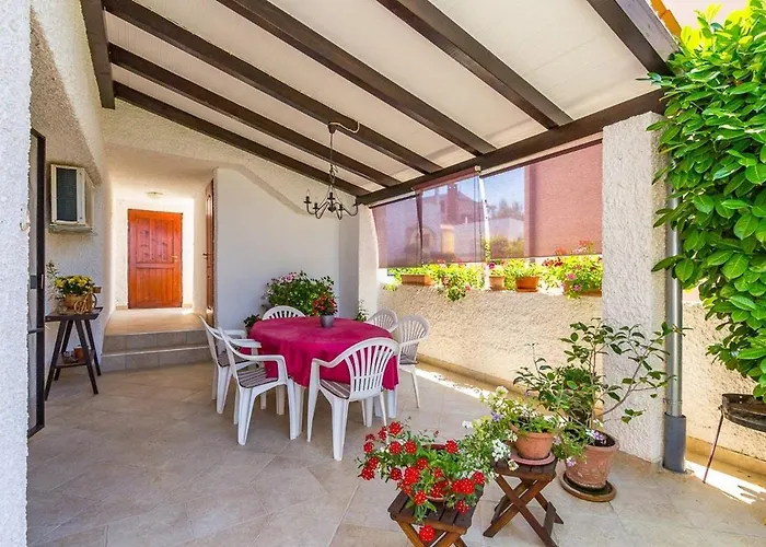 Apartment Eli * Banjole